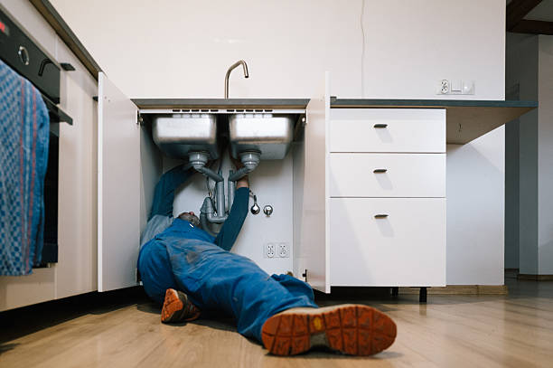 Professional Leak Detection technician working in North Branch, MN